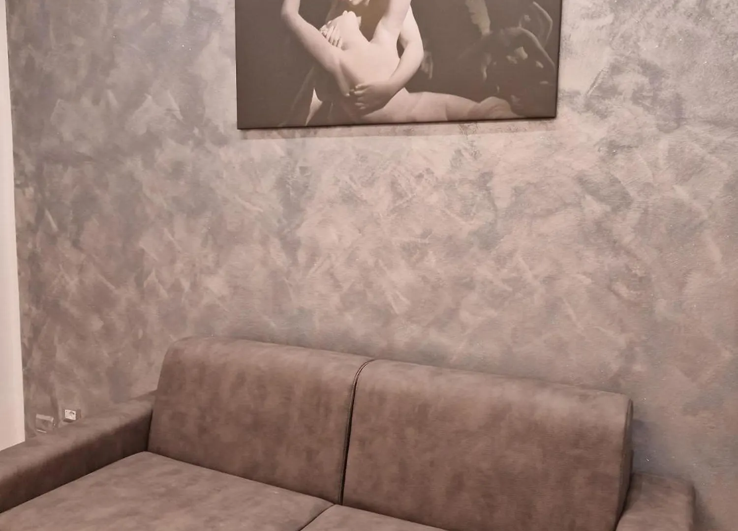 N&Ghomesweethome Canova Accogliente Casa Vacanze - Affari Milano 0*,  İtalya