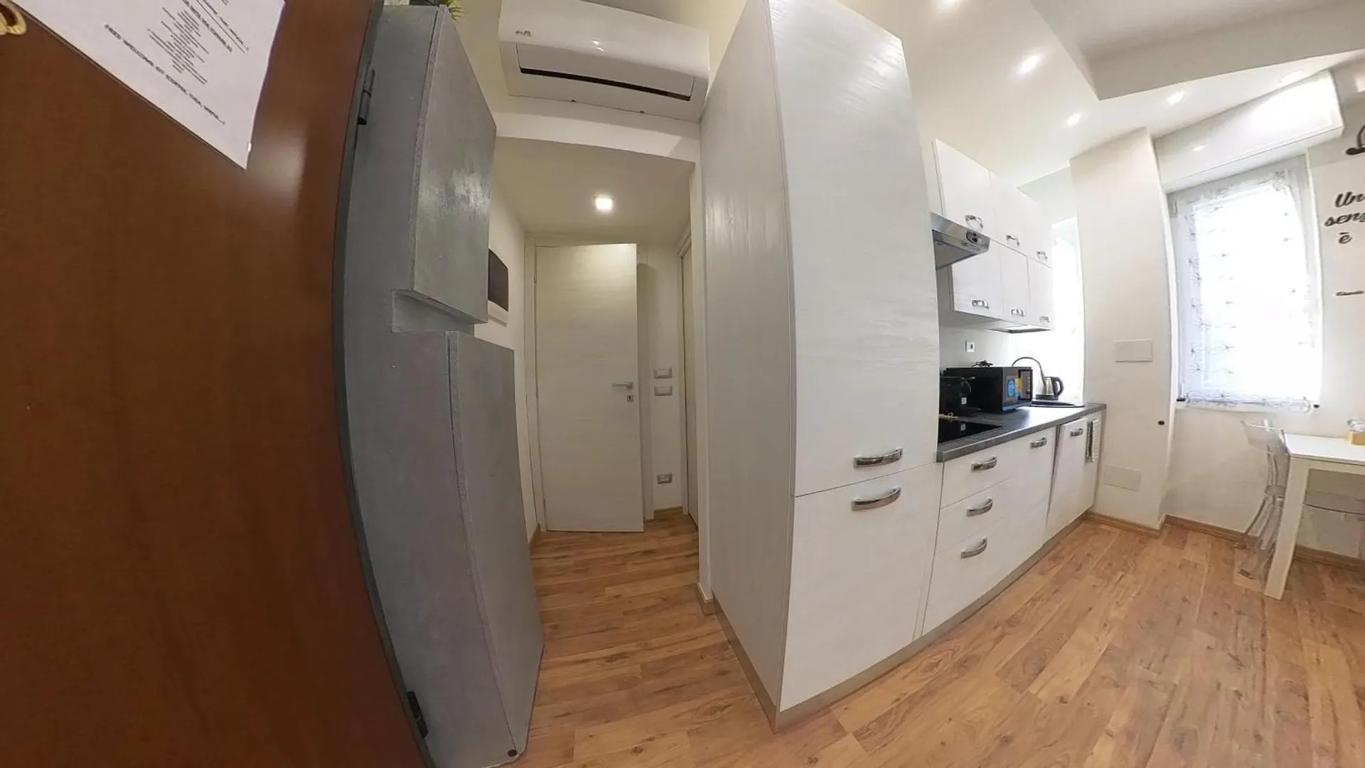 N&Ghomesweethome Canova Accogliente Casa Vacanze - Affari Milano 0*,